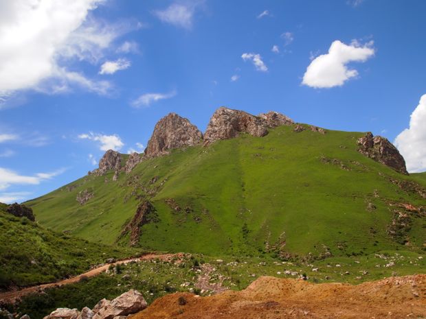 Stunning scenery on the Tibetan Plateau (Gansu)