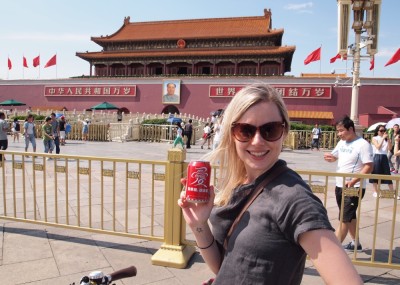 Coke and Mao, Tiananmen
